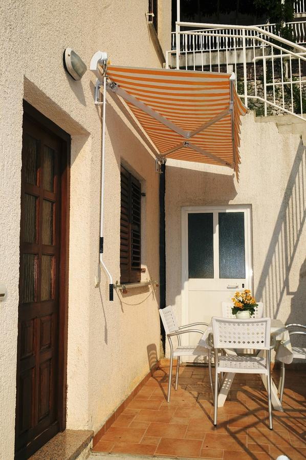 Apartments Villa Adria 라벡 외부 사진