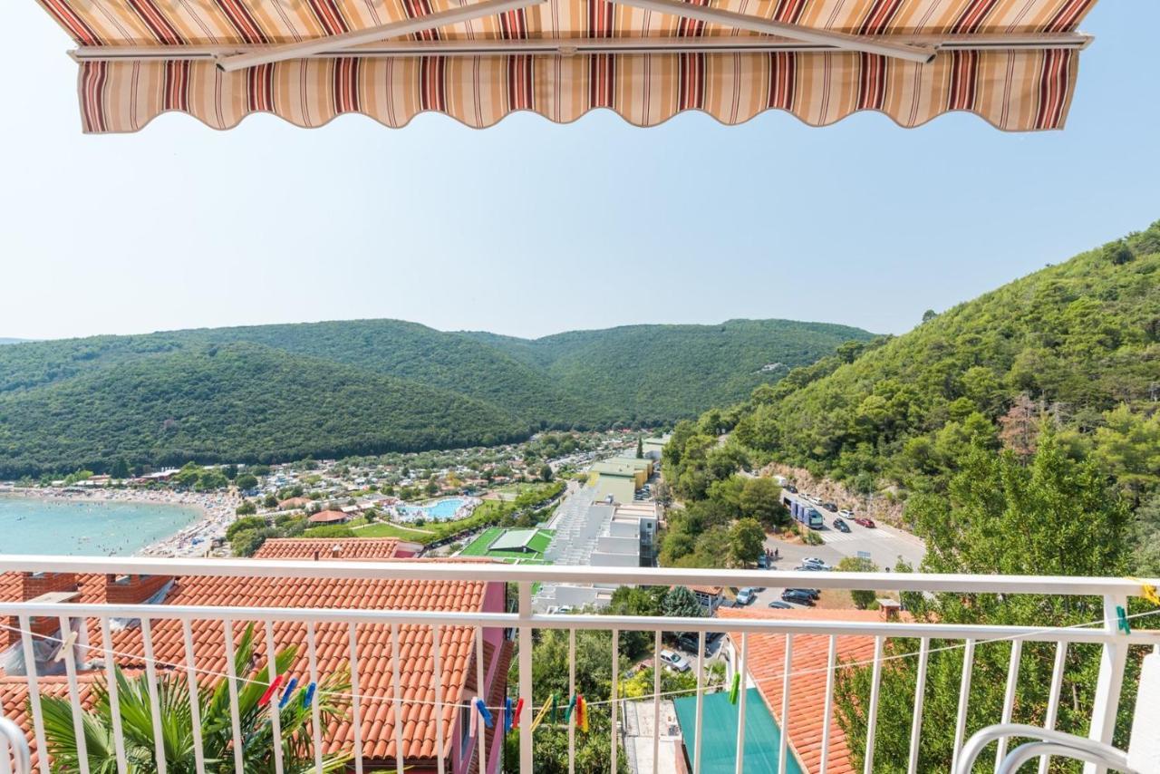 Apartments Villa Adria 라벡 외부 사진