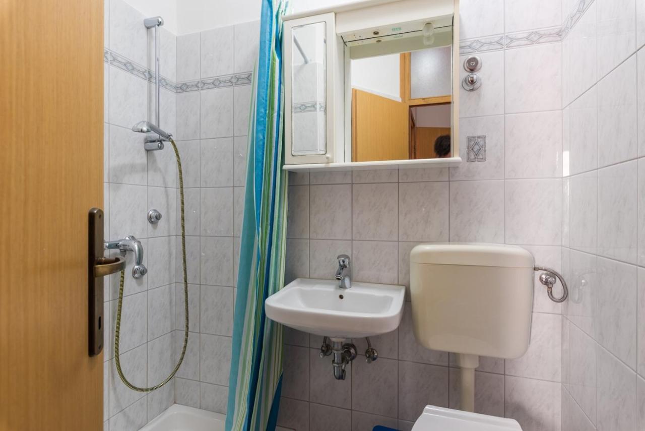 Apartments Villa Adria 라벡 객실 사진