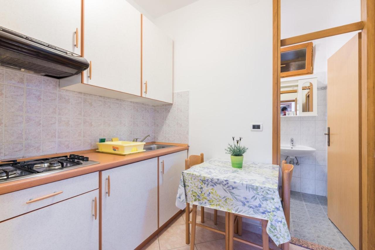 Apartments Villa Adria 라벡 객실 사진