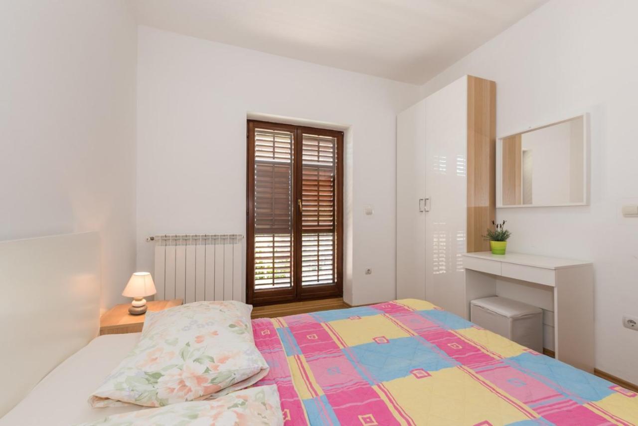 Apartments Villa Adria 라벡 객실 사진