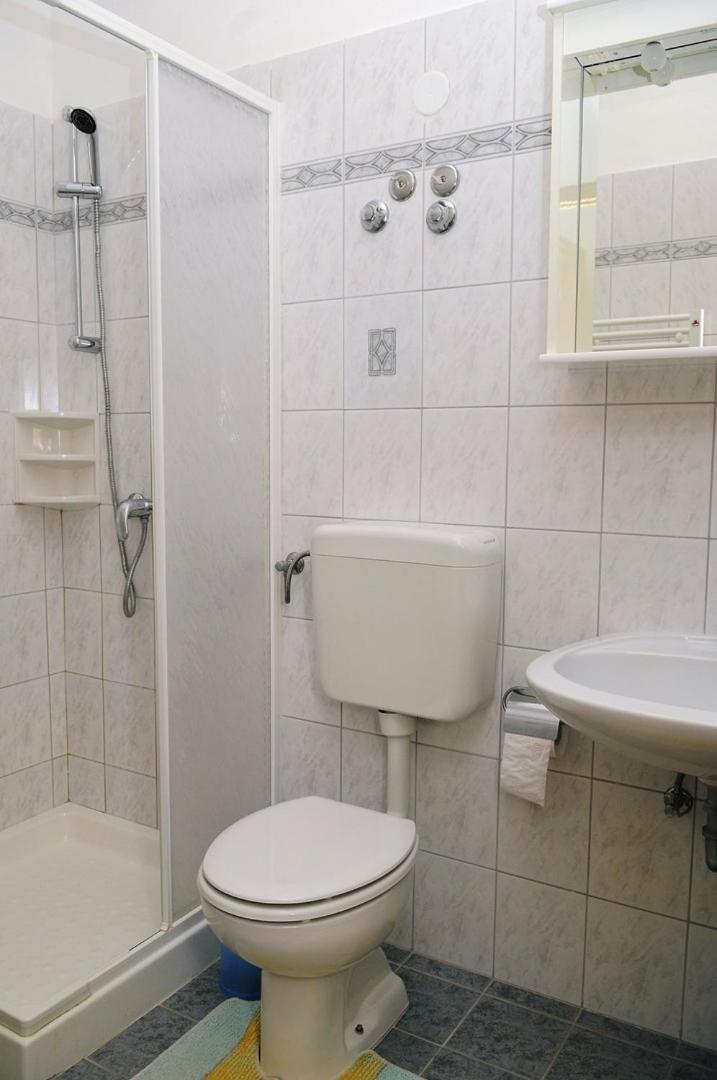 Apartments Villa Adria 라벡 외부 사진